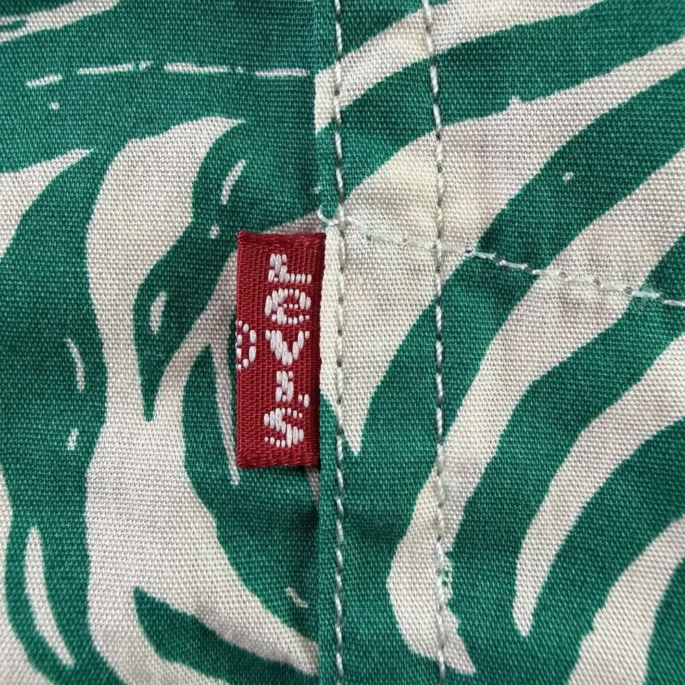 Levi's Men's XXL Tropical Leaf Shirt Green White Short Sleeve Button Up Cotton